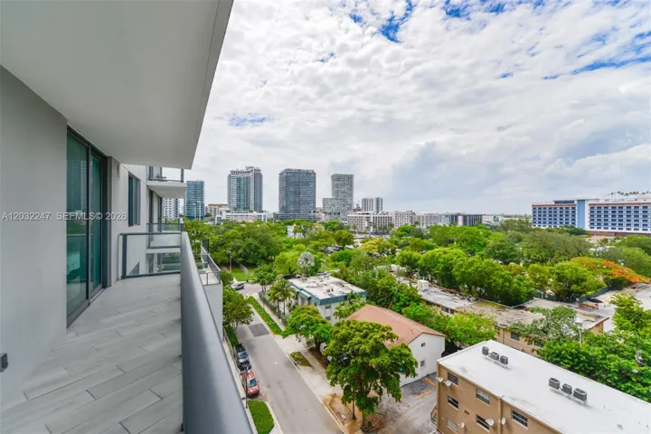 L SHAPE CORNER BALCONY
