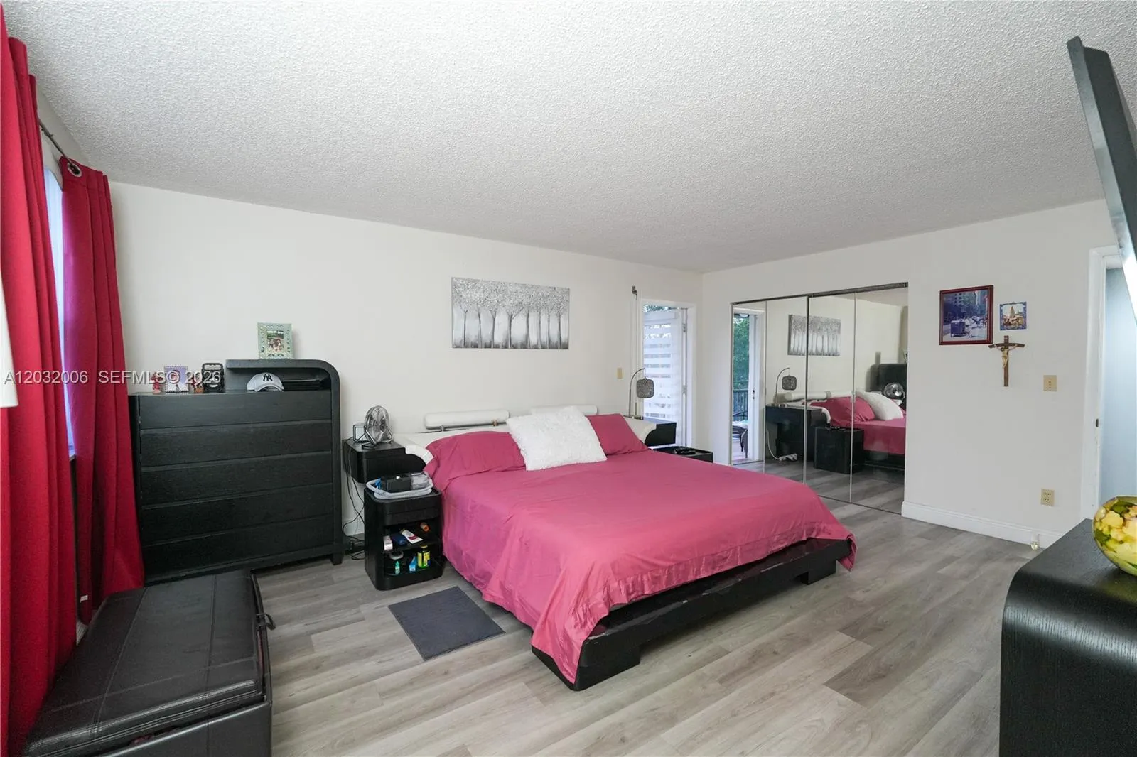Property photo 32
