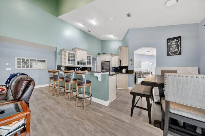 kitchen3.jpg-SMALL