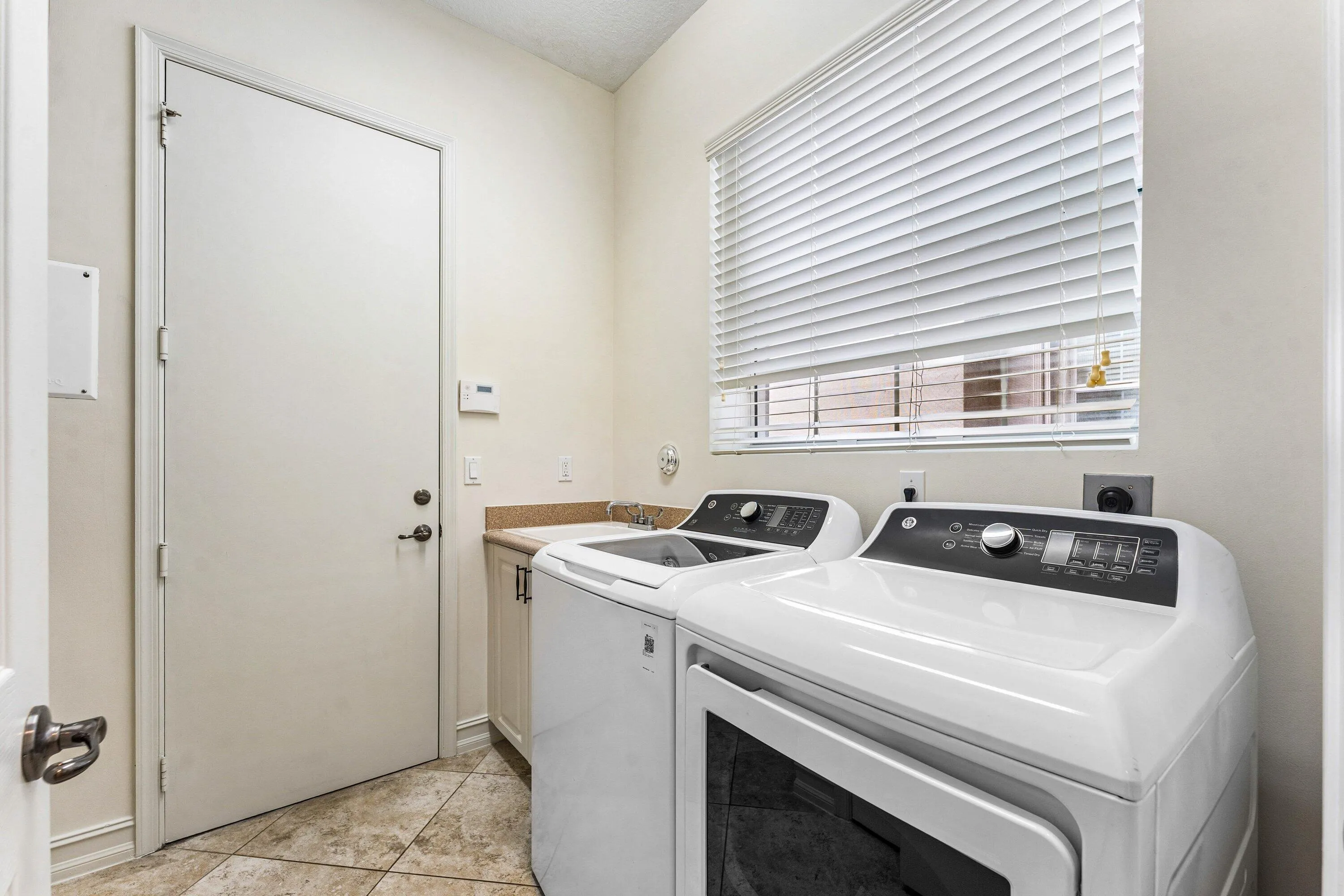 018-6968CorningCircle-BoyntonBeach-FL-33