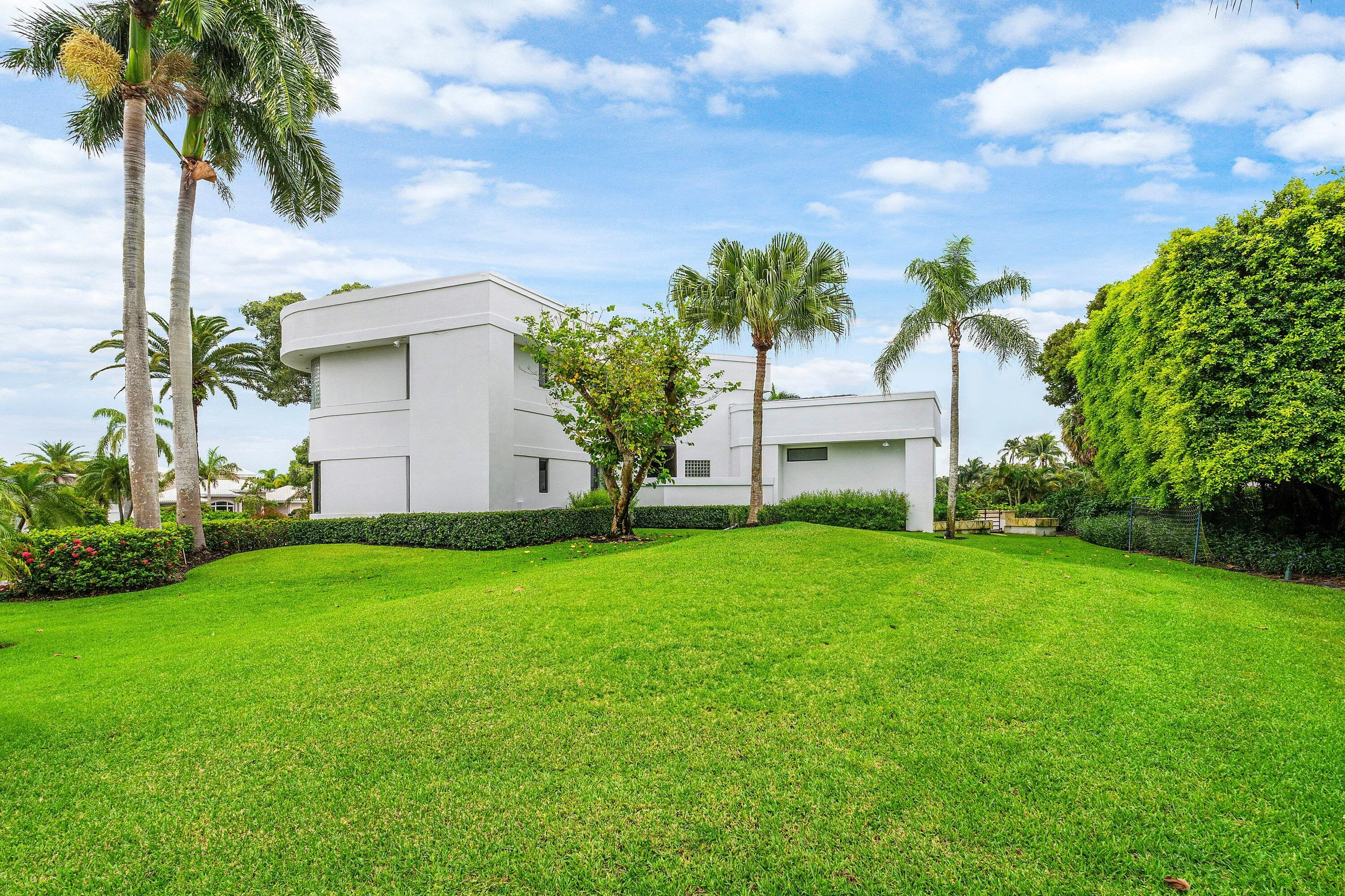 049-7027QueenferryCircle-BocaRaton-FL-33