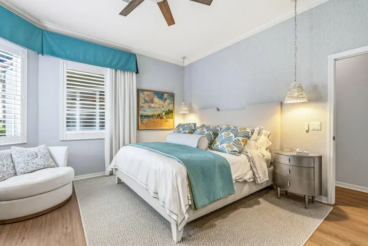 1753 Victoria Circle-12