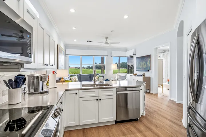 1753 Victoria Circle-286