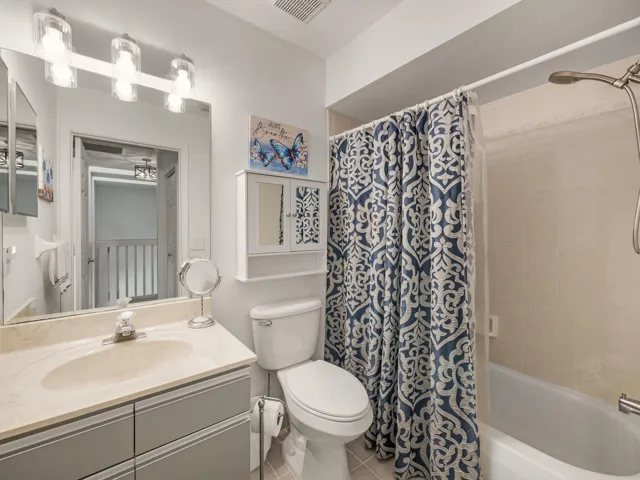 Upstairs bathroom
