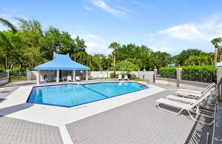 Subdivision pool