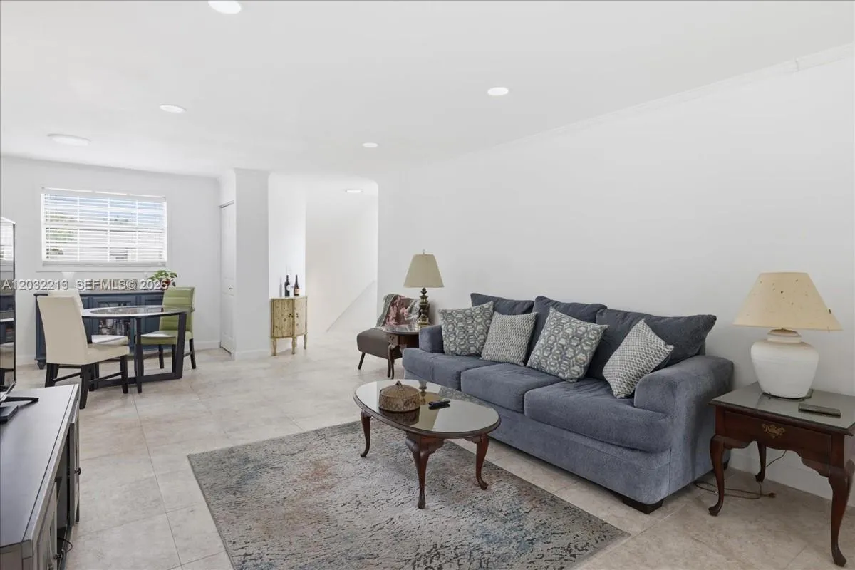Property photo 61