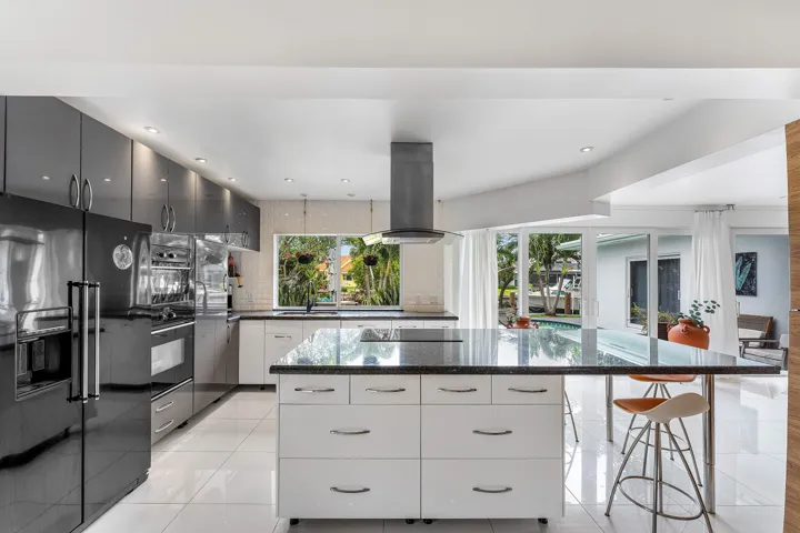 013-5660NassauDrive-BocaRaton-FL-33487-S