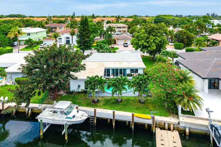 041-5660NassauDrive-BocaRaton-FL-33487-S