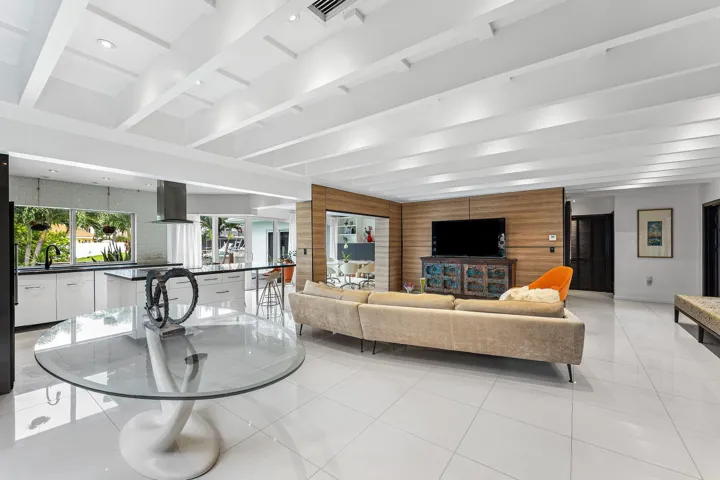 004-5660NassauDrive-BocaRaton-FL-33487-S
