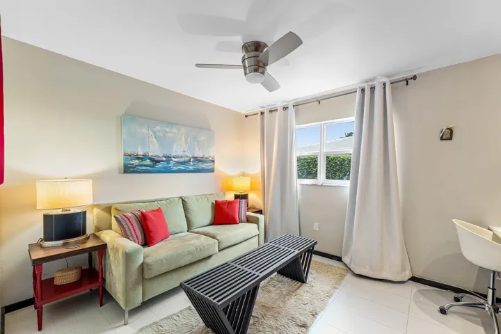 018-5660NassauDrive-BocaRaton-FL-33487-S