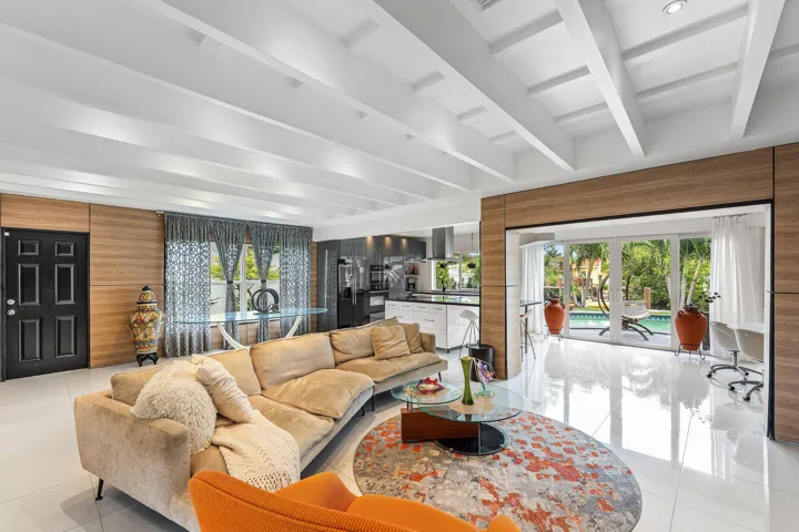 012-5660NassauDrive-BocaRaton-FL-33487-S