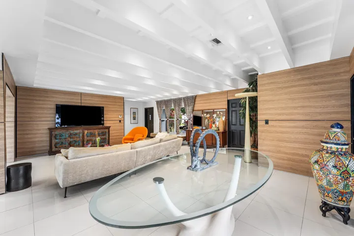 010-5660NassauDrive-BocaRaton-FL-33487-S
