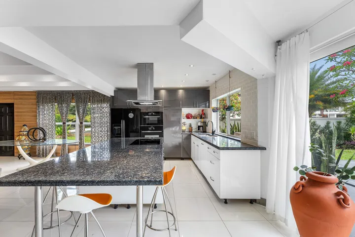 007-5660NassauDrive-BocaRaton-FL-33487-S