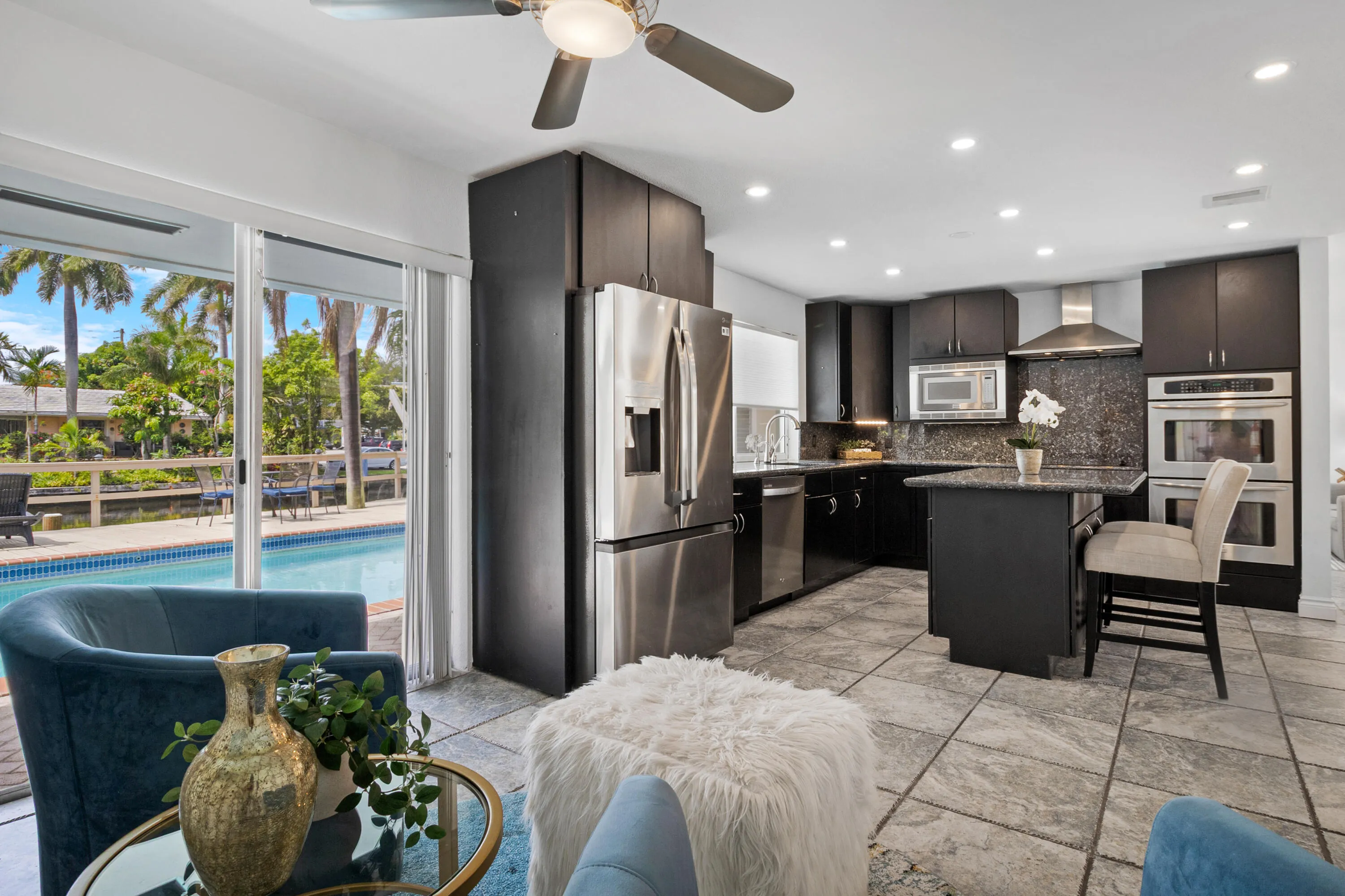 accutour_1418-ne-57th-pl-21
