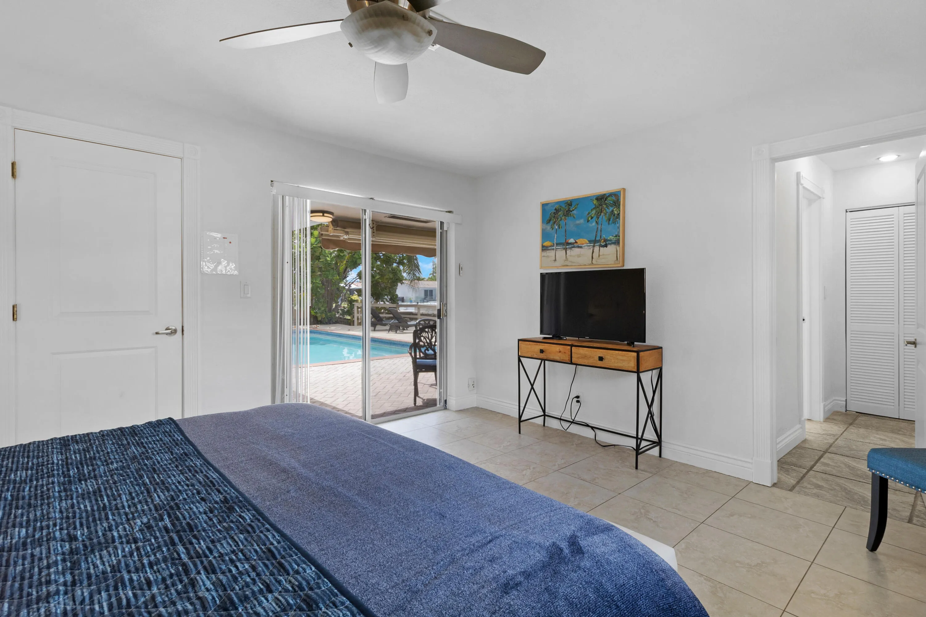 accutour_1418-ne-57th-pl-25