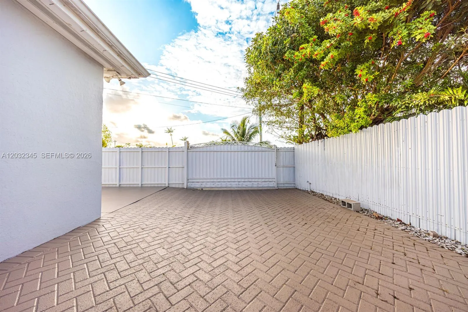 Property photo 24