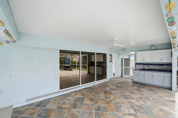 Coverd Lanai & Summer Kitchen