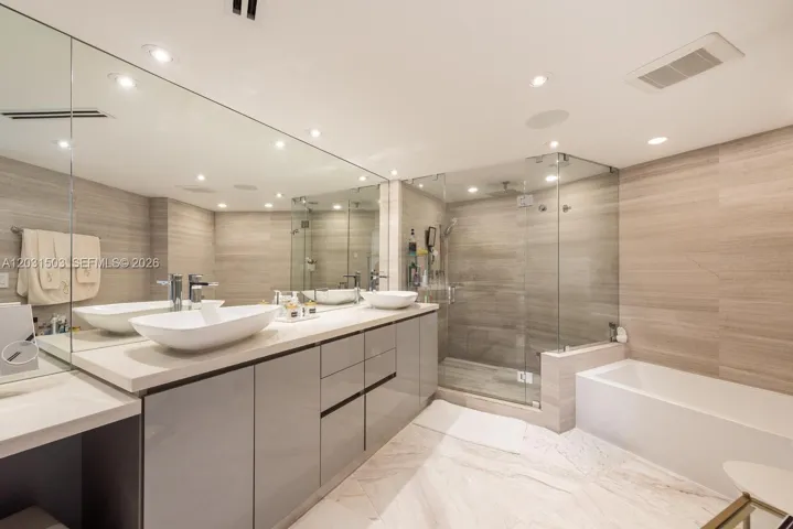 Master bathroom.