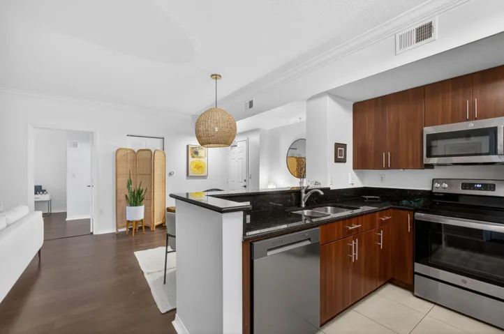 11-web-or-mls-5D1A8399