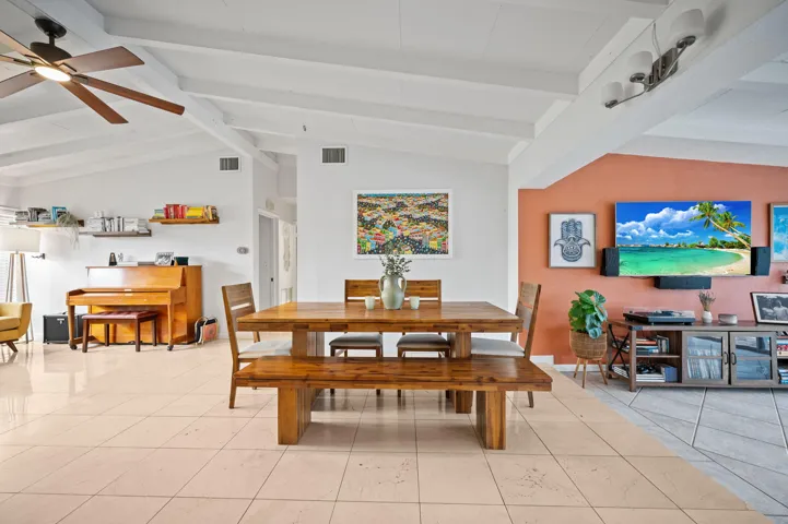Open concept floor plan.