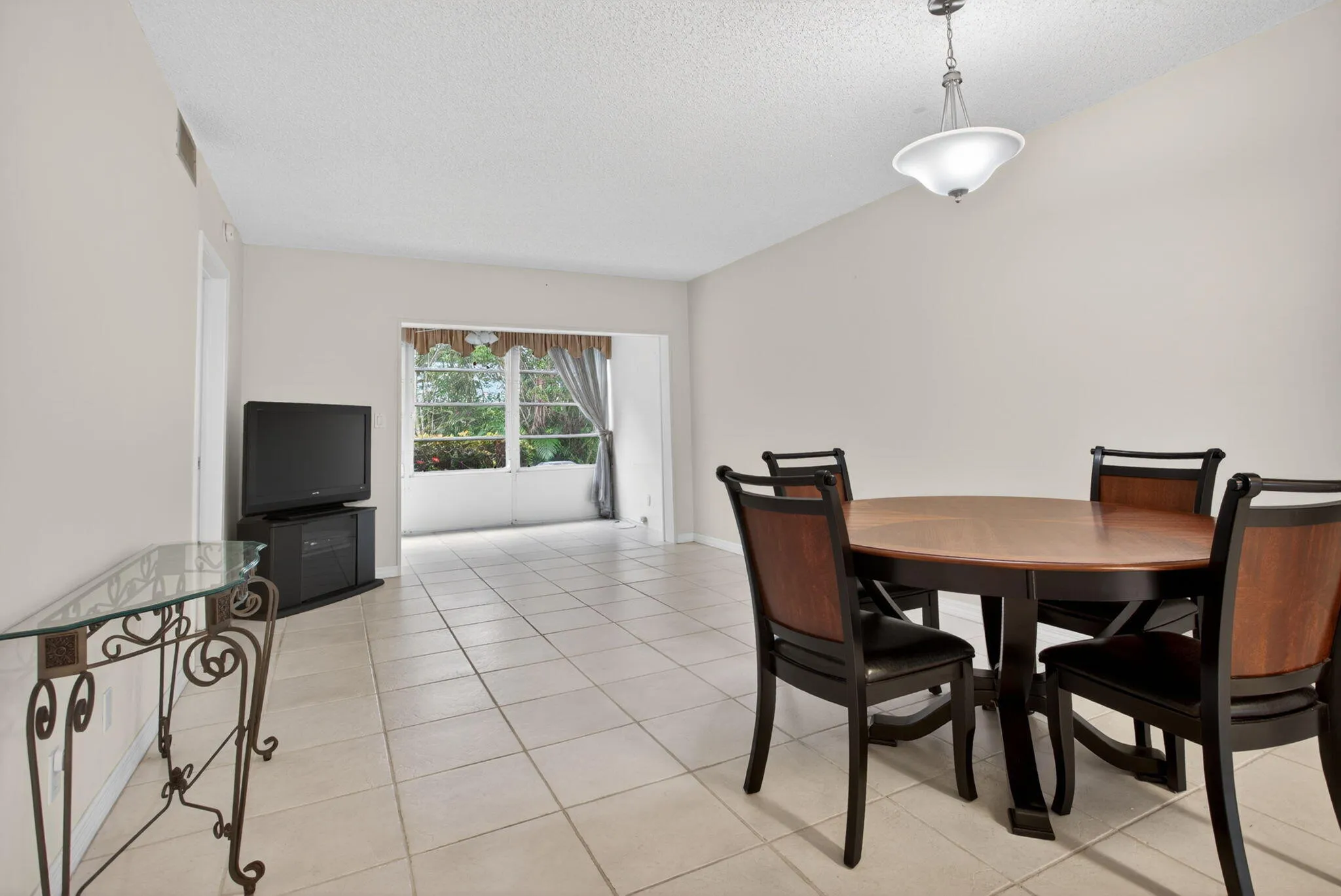Dining to living room Kitchen