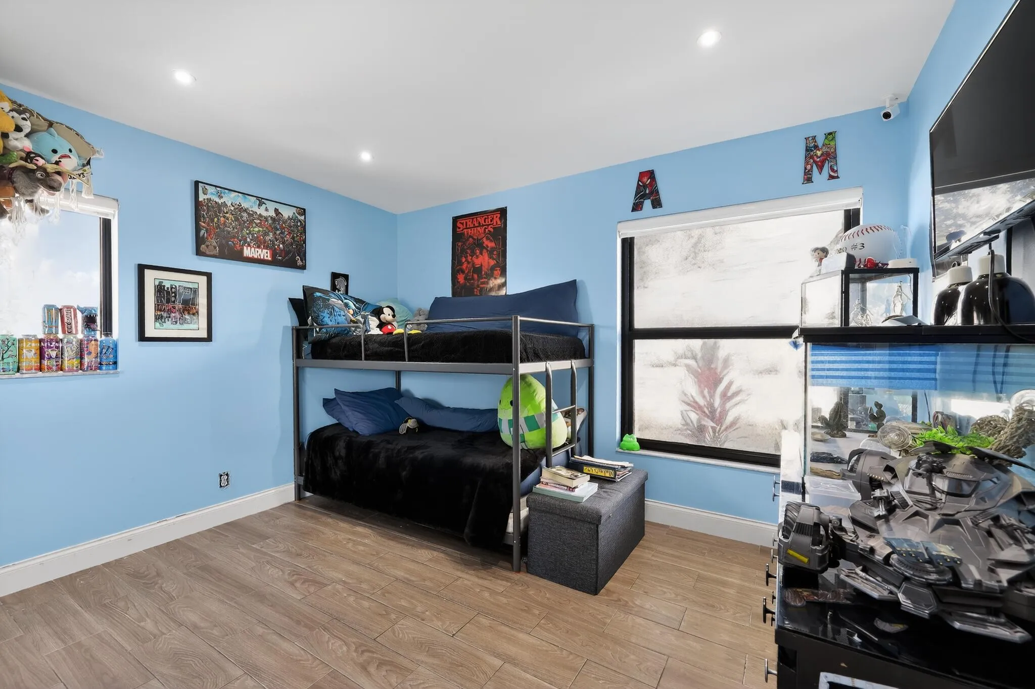 26_11423_Whisper_Sound_Dr-Bedroom-0001