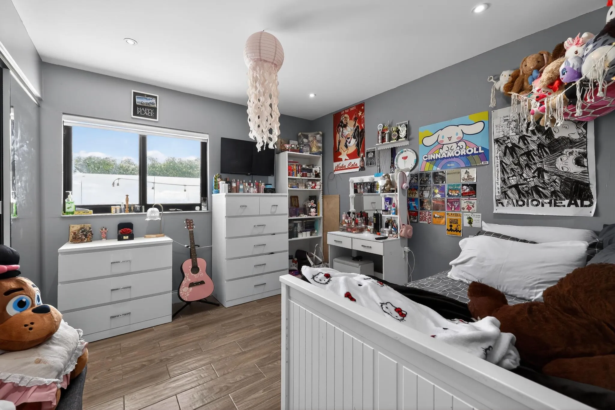 30_11423_Whisper_Sound_Dr-Bedroom-0019