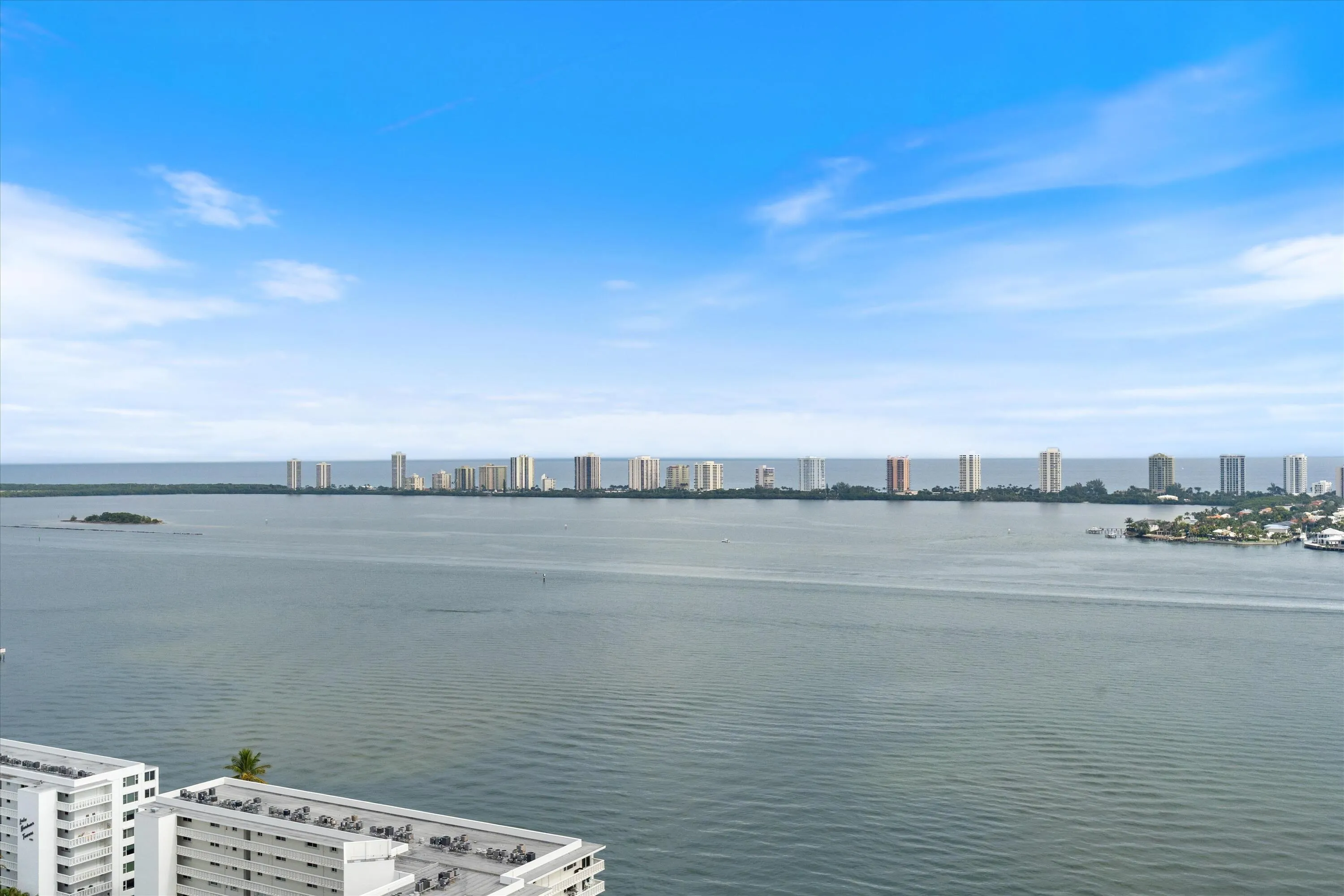 25-220 Lake Shore Drive #2305 Lake Park,