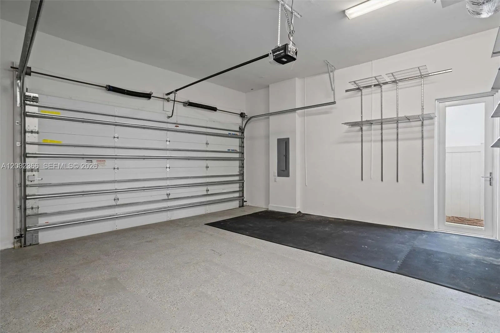 Property photo 38