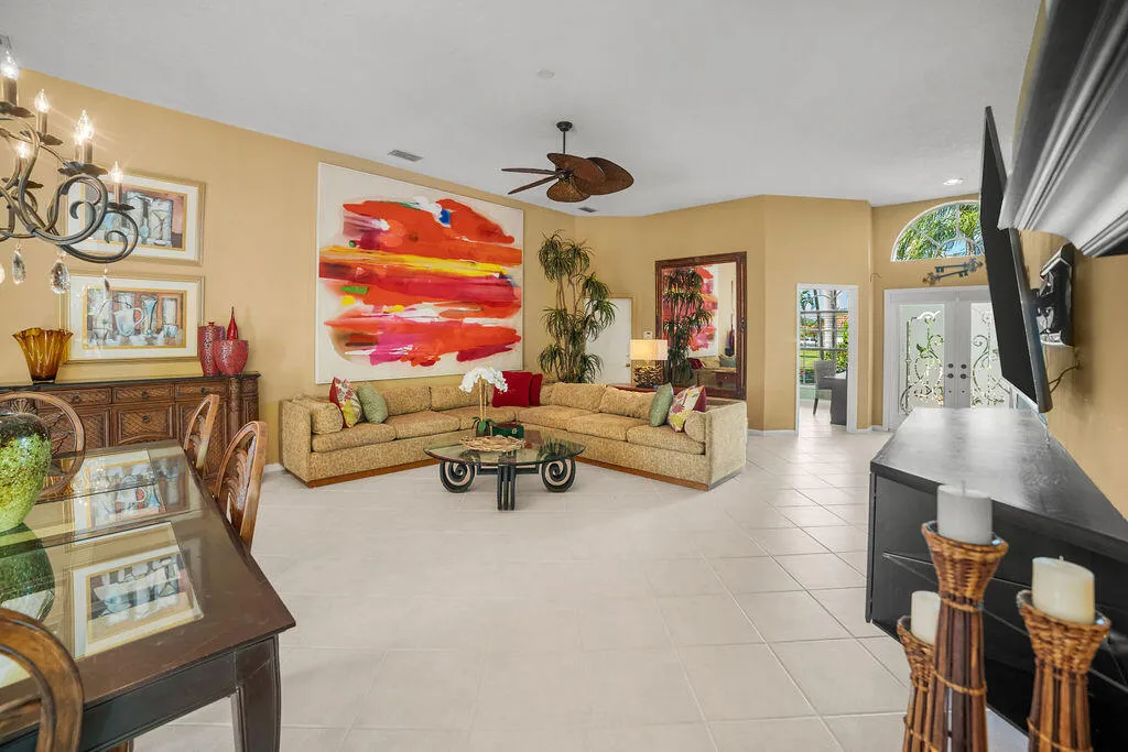 Living area.