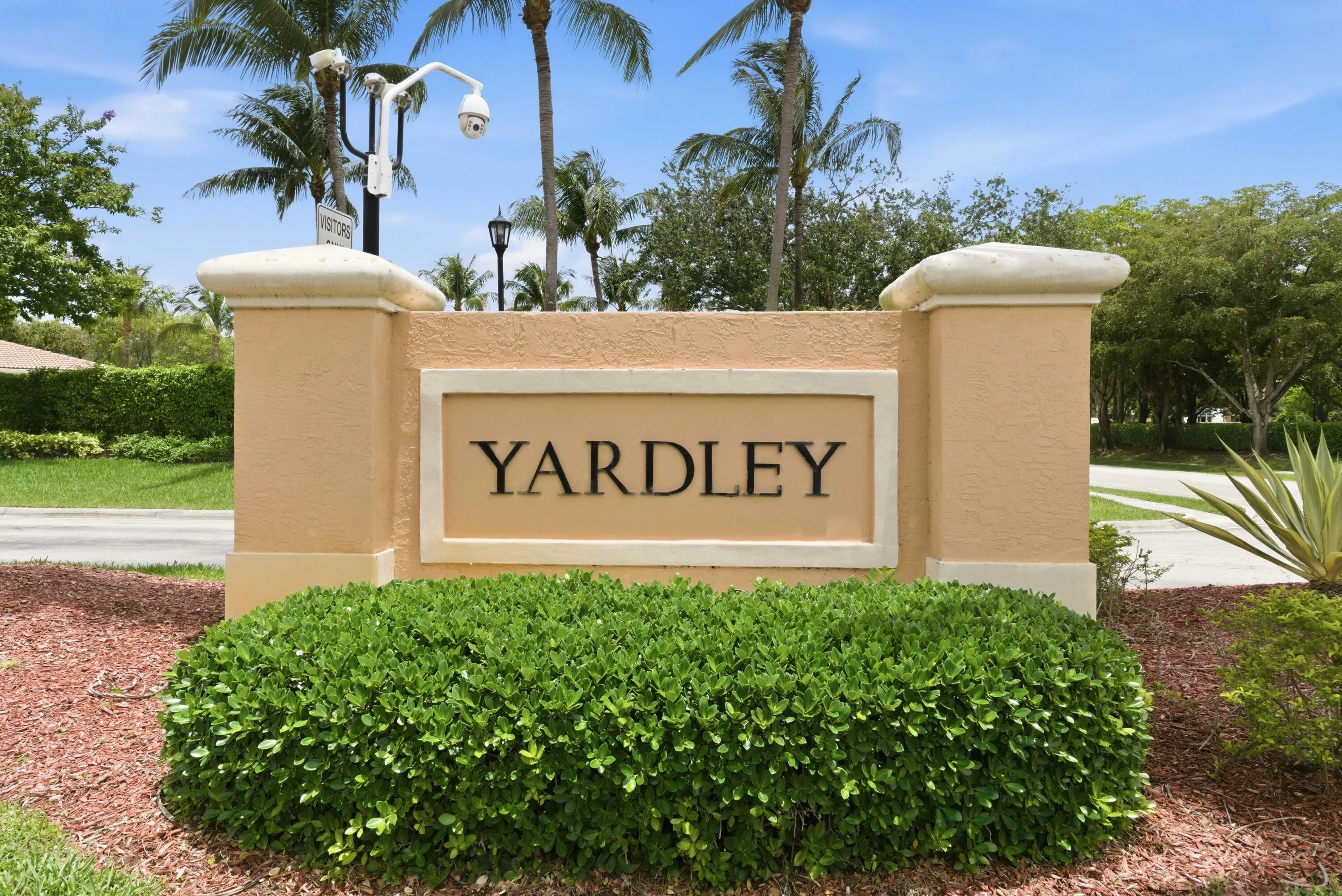 7765 Yardley Dr_040