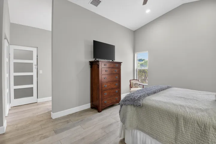 FLORIDA ROOM