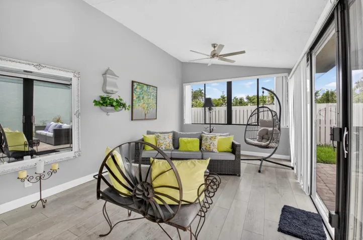 FLORIDA ROOM