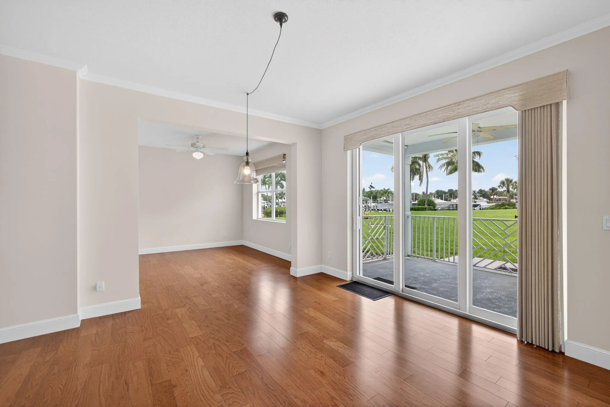 Living to Den/Third bedroom