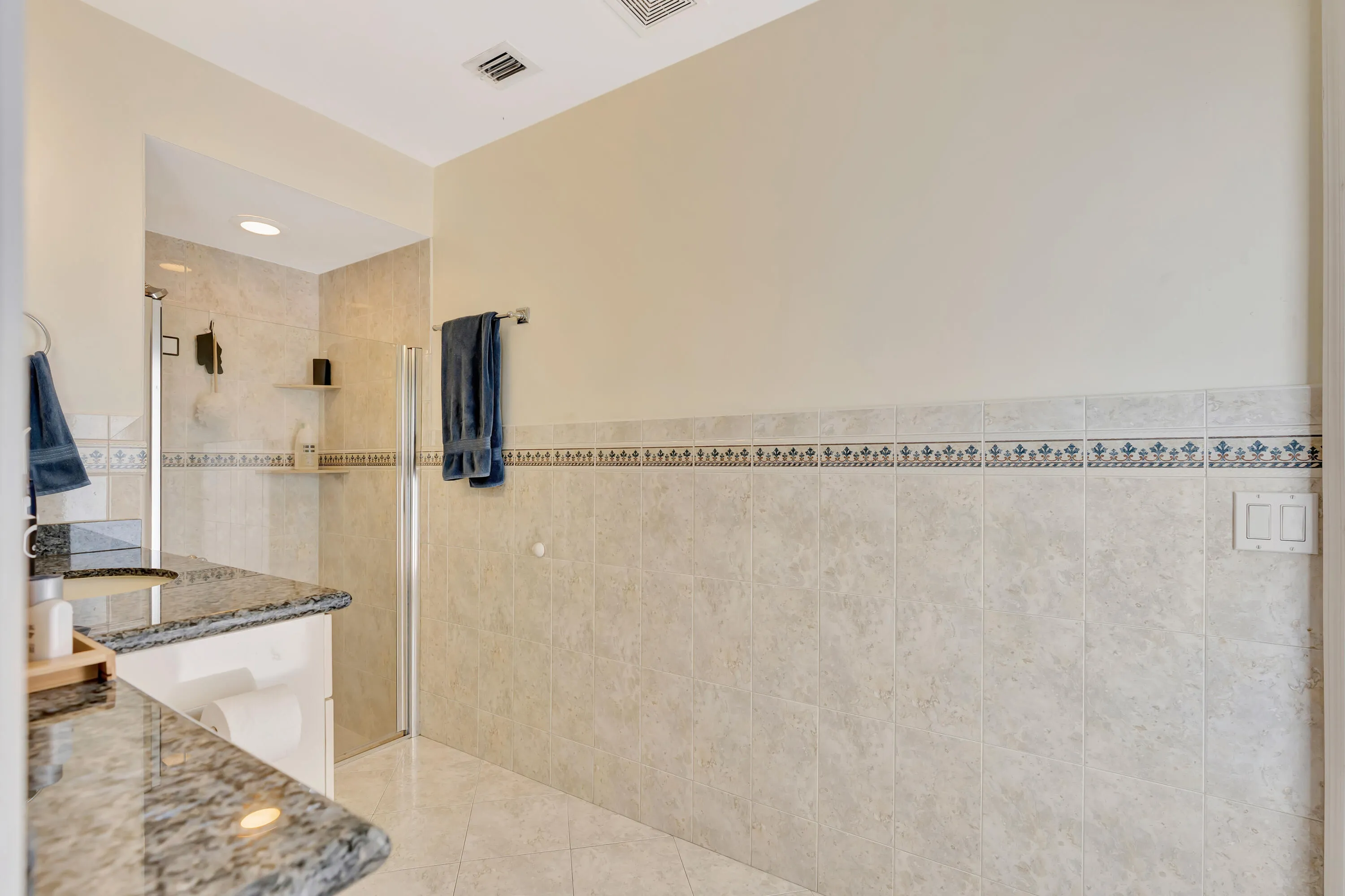 Property photo 65