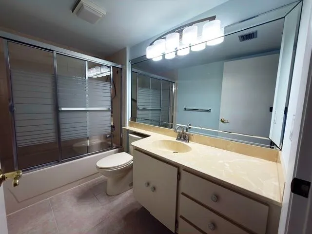 2nd Bathroom