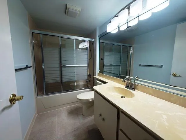 2nd Bathroom