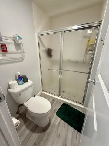 Main bathroom