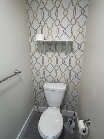 Master Bathroom 3