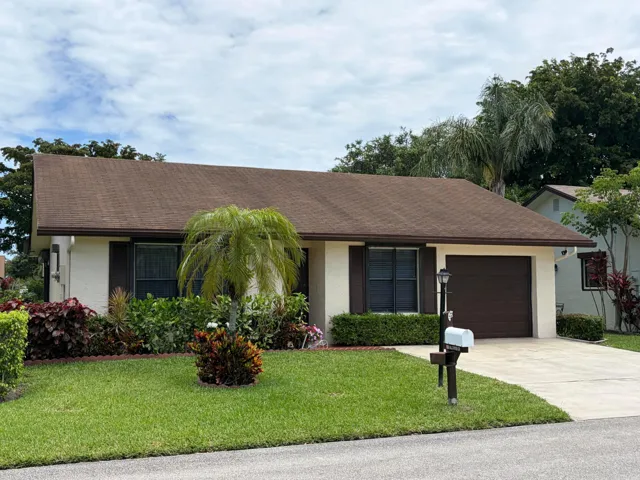 6285 Tall Cypress Circle