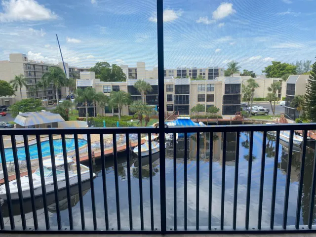 Lagoon & Pool Views