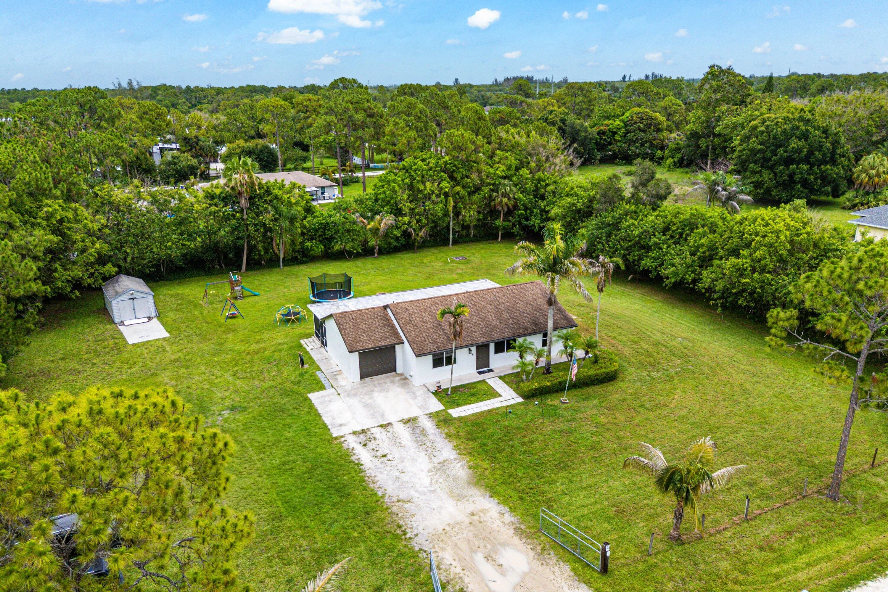 034-1378562ndCourtNorth-WestPalmBeach-FL