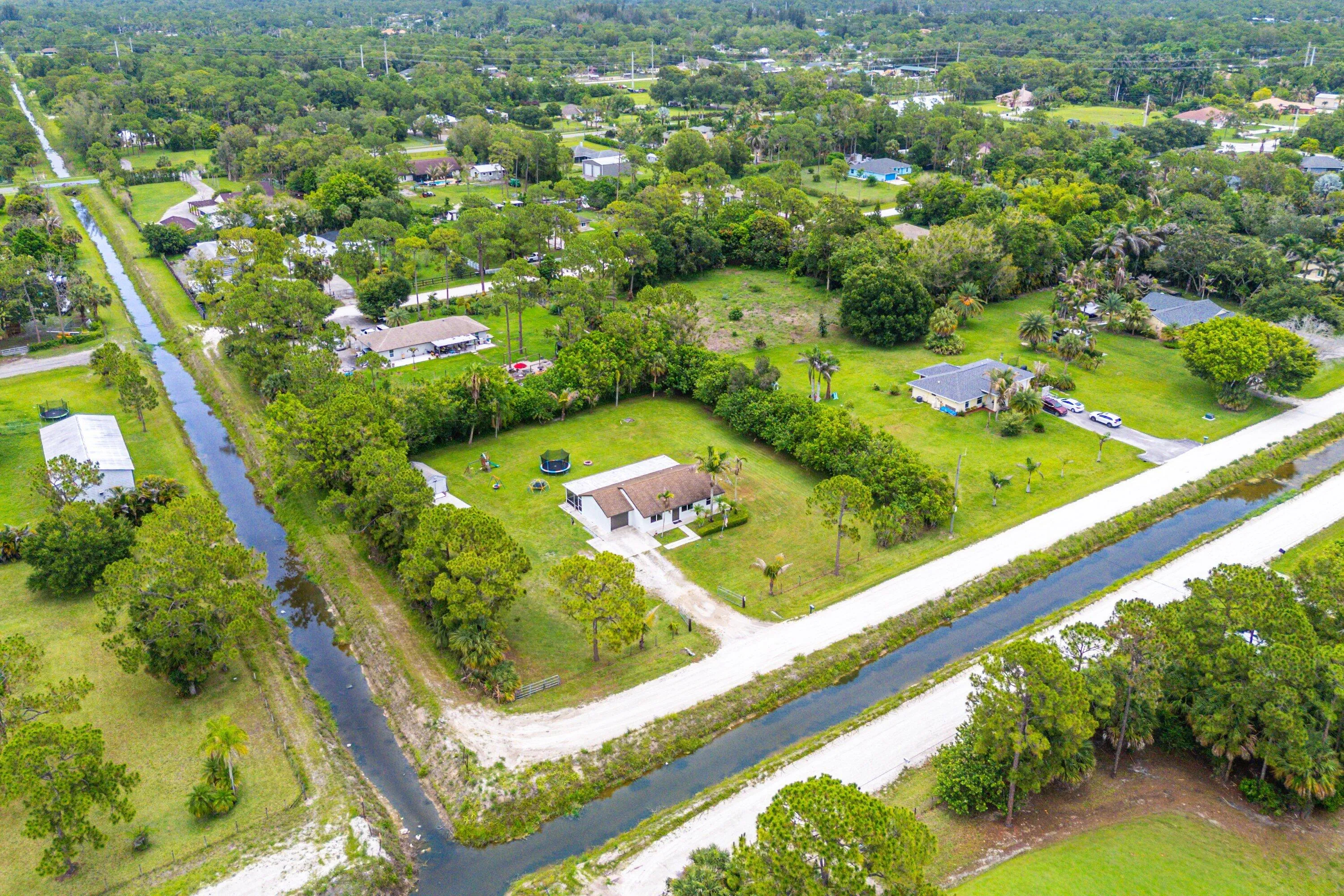 033-1378562ndCourtNorth-WestPalmBeach-FL