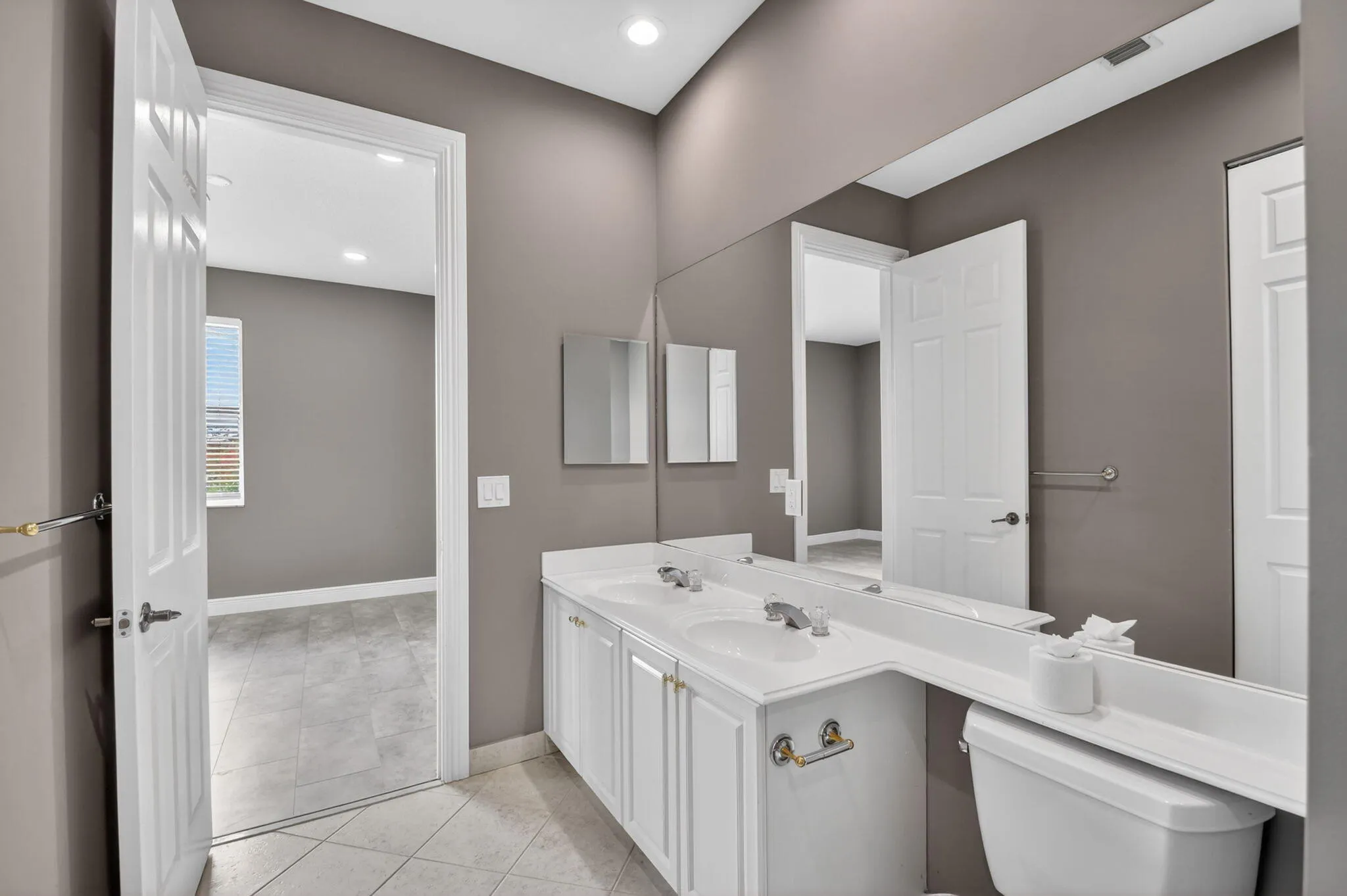 Bathroom for 2nd floor suite