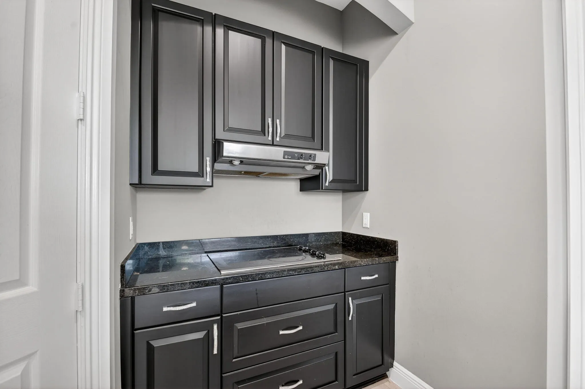 Cook top with hood vent