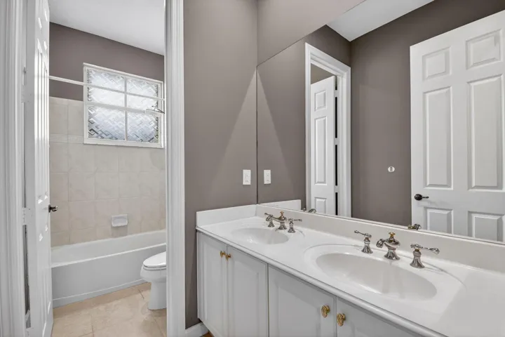 Bathroom 3 shared by bedrooms 3 & 4