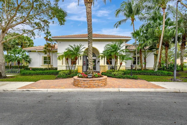 Grand clubhouse