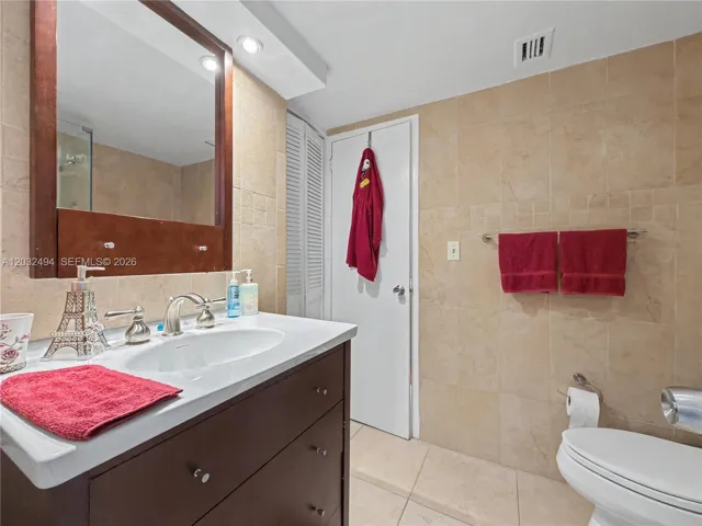 2nd full bathroom