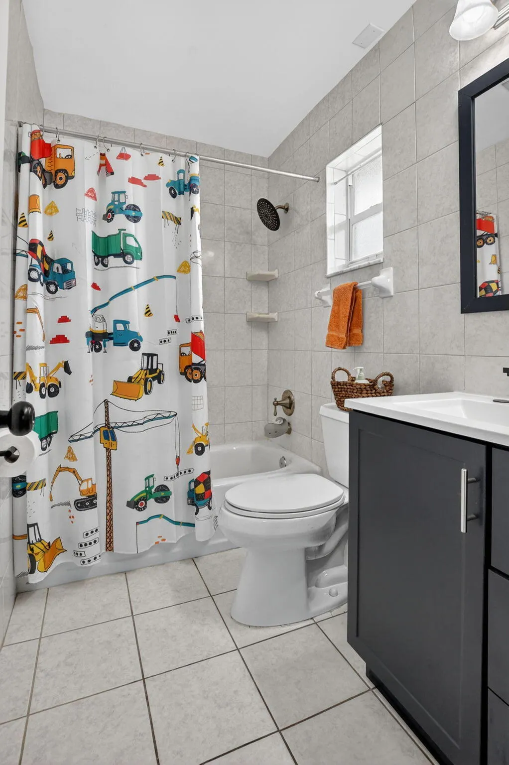 Guest Bathroom