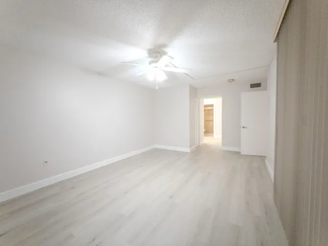 Spacious primary suite